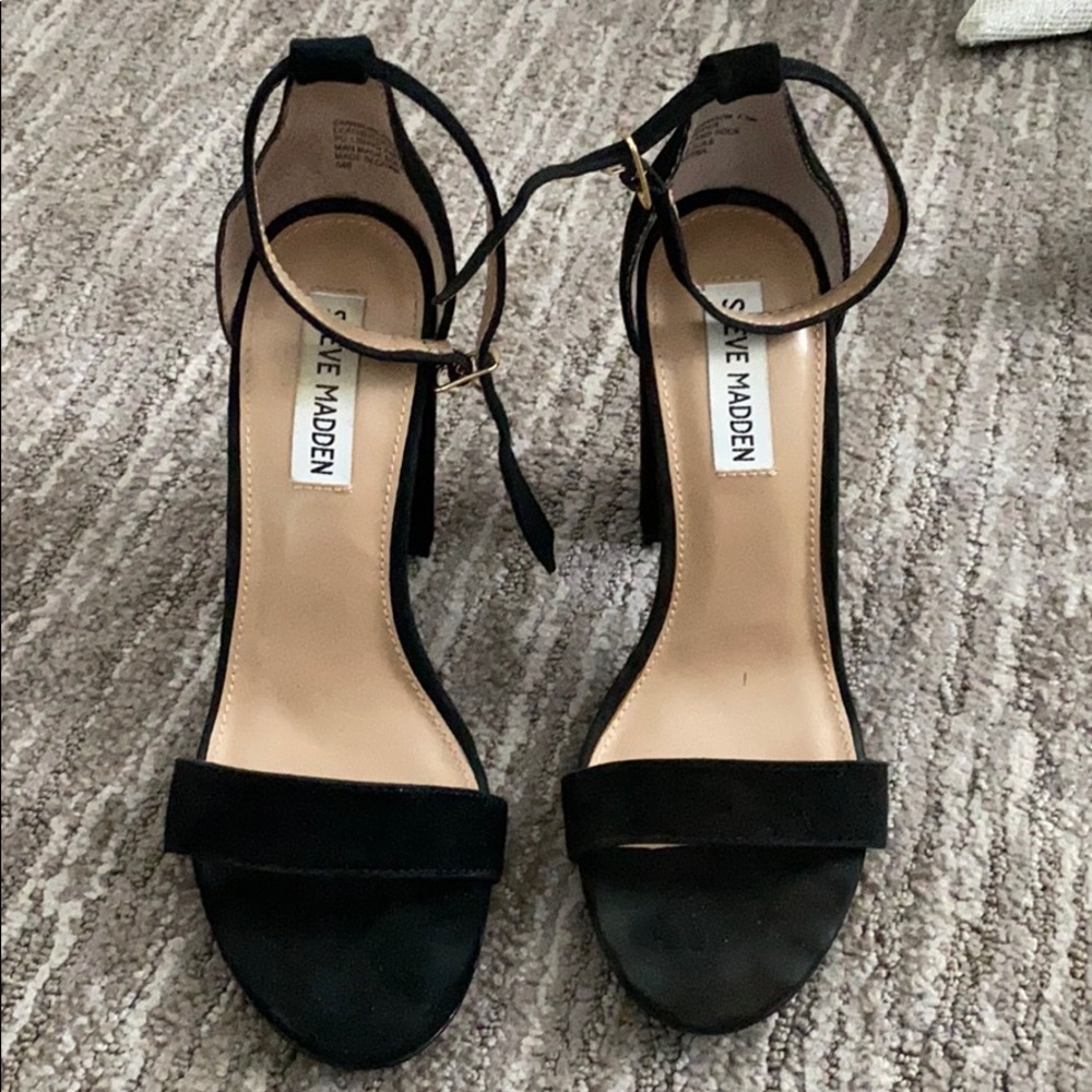 Steve Madden Carson Sandal.
